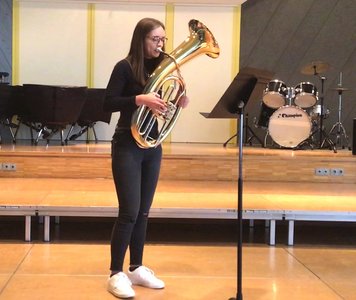 Toller Erfolg für Schülerin beim Landeswettbewerb „Jugend musiziert“ 2021